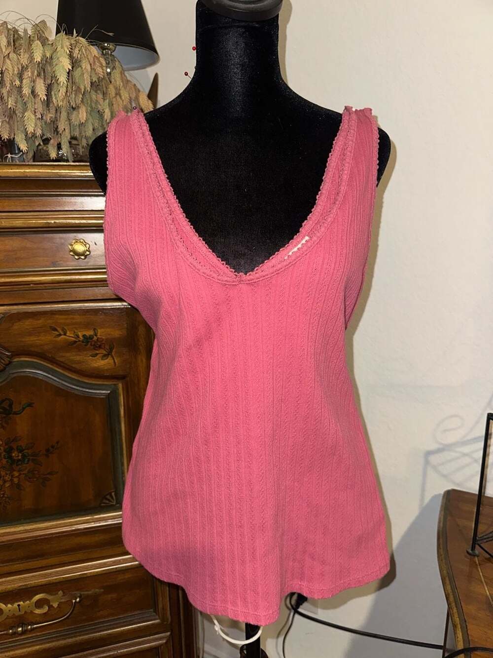 Universal Thread Pink Ribbed V-Neck Tank Top XL - Picture 3 of 4